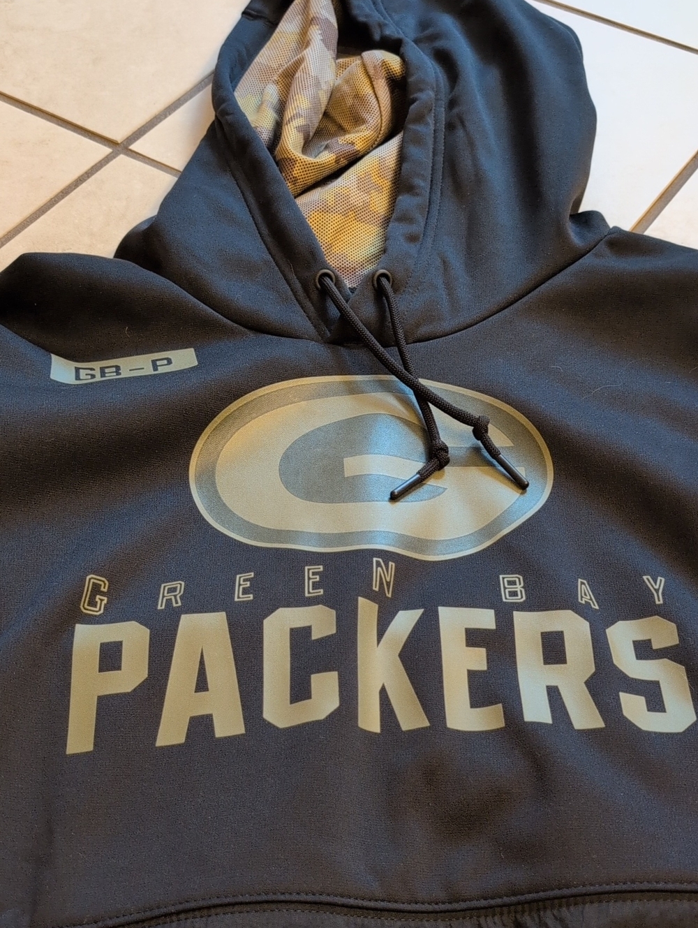 NFL Green Bay Packers Nike Black Salute to Service Performance Pullover Hoodie - Picture 3 of 11